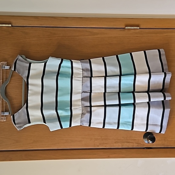 Stripped Dress - Picture 1 of 3